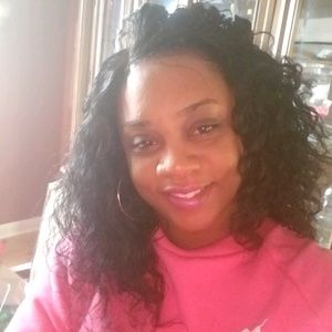 Meet your Posher, April